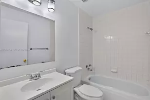 6225 Kendale Lakes Circle, Miami, FL 33183 - Photo 24