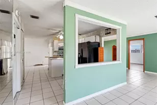 1419 Hummingbird Dr, Delray Beach, FL 33444 - Photo 10