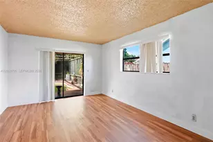 1419 Hummingbird Dr, Delray Beach, FL 33444 - Photo 6