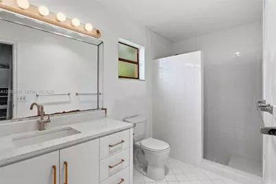1419 Hummingbird Dr, Delray Beach, FL 33444 - Photo 8