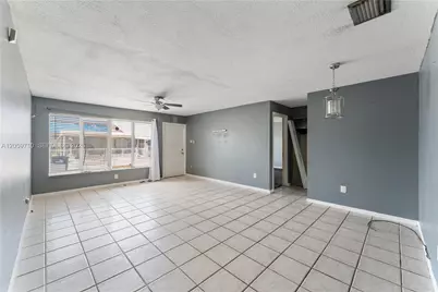 18602 NW 46th Ave, Miami Gardens, FL 33055 - Photo 4