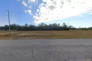 1915 NW 41st Ave, Cape Coral, FL 33993 - Photo 1
