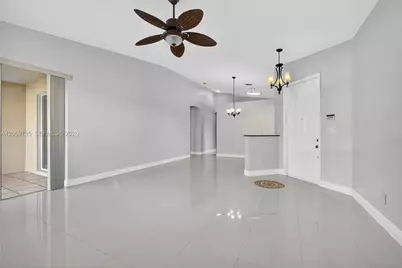2151 Umbrella Cay, West Palm Beach, FL 33411 - Photo 4