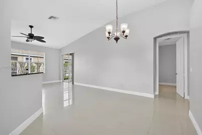 2151 Umbrella Cay, West Palm Beach, FL 33411 - Photo 10