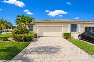 2151 Umbrella Cay, West Palm Beach, FL 33411 - Photo 1