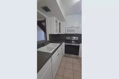9437 Fontainebleau Blvd #202, Miami, FL 33172 - Photo 54