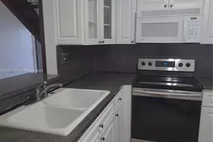 9437 Fontainebleau Blvd, Miami, FL 33172 - Photo 54