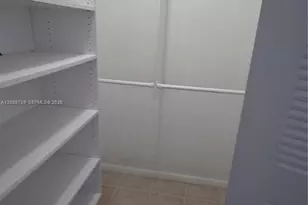 9437 Fontainebleau Blvd, Miami, FL 33172 - Photo 18