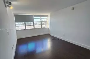 2016 Bay Dr, Miami Beach, FL 33141 - Photo 16
