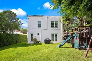 2153 SW 13th St, Miami, FL 33145 - Photo 16