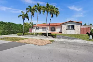 2711 SW 117th Ct, Miami, FL 33175 - Photo 1