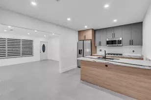730 NW 77th Way, Pembroke Pines, FL 33024 - Photo 6