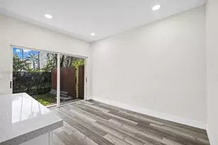 1681 SE 30th St, Homestead, FL 33035 - Photo 12