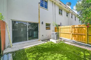 1681 SE 30th St, Homestead, FL 33035 - Photo 24