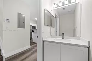 1681 SE 30th St, Homestead, FL 33035 - Photo 18