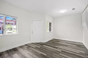 1681 SE 30th St, Homestead, FL 33035 - Photo 6
