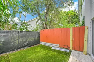 1681 SE 30th St, Homestead, FL 33035 - Photo 26