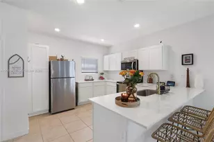357 NE 1st Dr, Florida City, FL 33034 - Photo 6