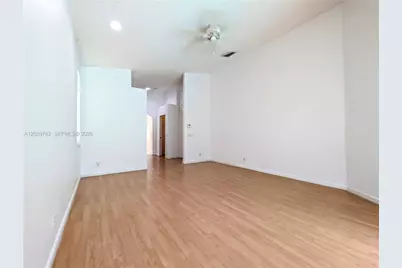 3937 Nighthawk Dr, Weston, FL 33331 - Photo 10