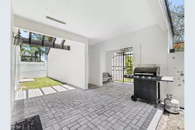 15491 SW 153rd St, Miami, FL 33187 - Photo 40