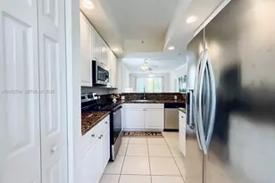 26 Royal Palm Way, Boca Raton, FL 33432 - Photo 4