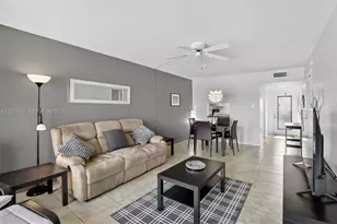 7897 Golf Cir Dr, Margate, FL 33063 - Photo 4