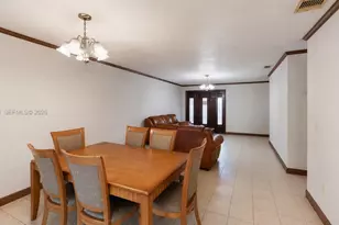 1000 SW 136th Pl, Miami, FL 33184 - Photo 4