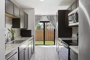 2950 NW 106th Ave, Sunrise, FL 33322 - Photo 18