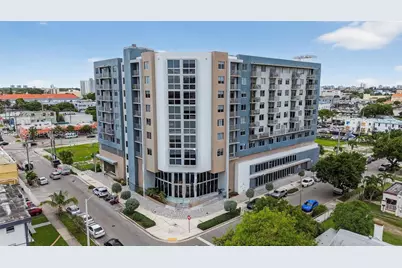 1110 NW 1st St #305, Miami, FL 33128 - Photo 4