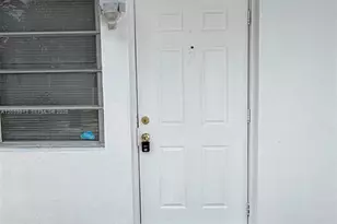800 SE 15th St, Fort Lauderdale, FL 33316 - Photo 6