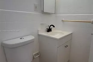 800 SE 15th St, Fort Lauderdale, FL 33316 - Photo 22
