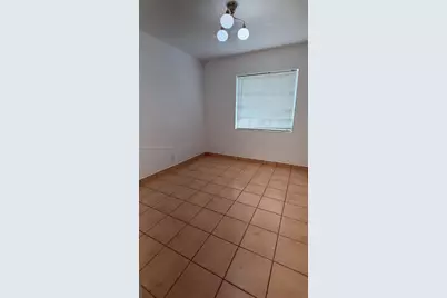800 SE 15th St #2, Fort Lauderdale, FL 33316 - Photo 12