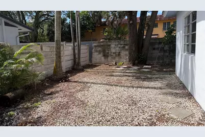 800 SE 15th St #2, Fort Lauderdale, FL 33316 - Photo 20