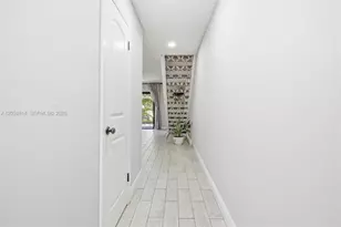 2950 NW 106th Ave, Sunrise, FL 33322 - Photo 12