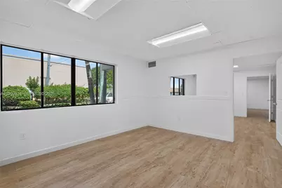 4600 NE 11th #4712, Oakland Park, FL 33334 - Photo 4