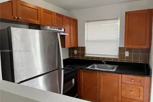 4251 NW 5th St, Plantation, FL 33317 - Photo 2