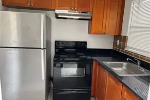4251 NW 5th St, Plantation, FL 33317 - Photo 1