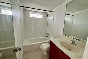 4251 NW 5th St, Plantation, FL 33317 - Photo 6