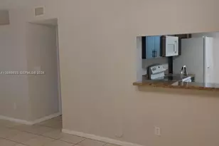 729 NW 92 Av Build 29 729, Plantation, FL 33324 - Photo 18