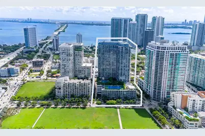 121 NE 34th St #2003, Miami, FL 33137 - Photo 4