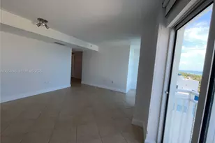 7600 Collins Ave, Miami Beach, FL 33141 - Photo 22