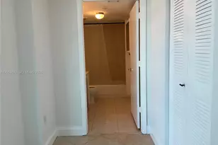 7600 Collins Ave, Miami Beach, FL 33141 - Photo 8