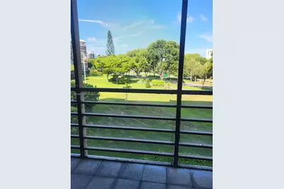 20400 W Country Club Dr #310, Aventura, FL 33180 - Photo 8