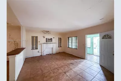 1770 NW 55th Ter, Miami, FL 33142 - Photo 6