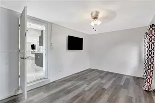 820 NW 67th Ave, Margate, FL 33063 - Photo 10