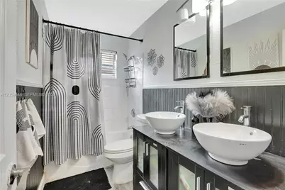 820 NW 67th Ave, Margate, FL 33063 - Photo 14