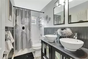 820 NW 67th Ave, Margate, FL 33063 - Photo 14