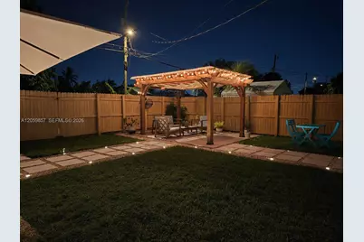 1740 NE 181st St, North Miami Beach, FL 33162 - Photo 44