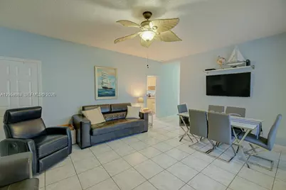 326 Harrison St #106A, Hollywood, FL 33019 - Photo 12