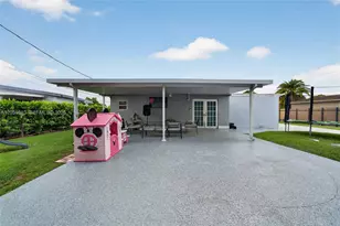 12015 SW 188th St, Miami, FL 33177 - Photo 2